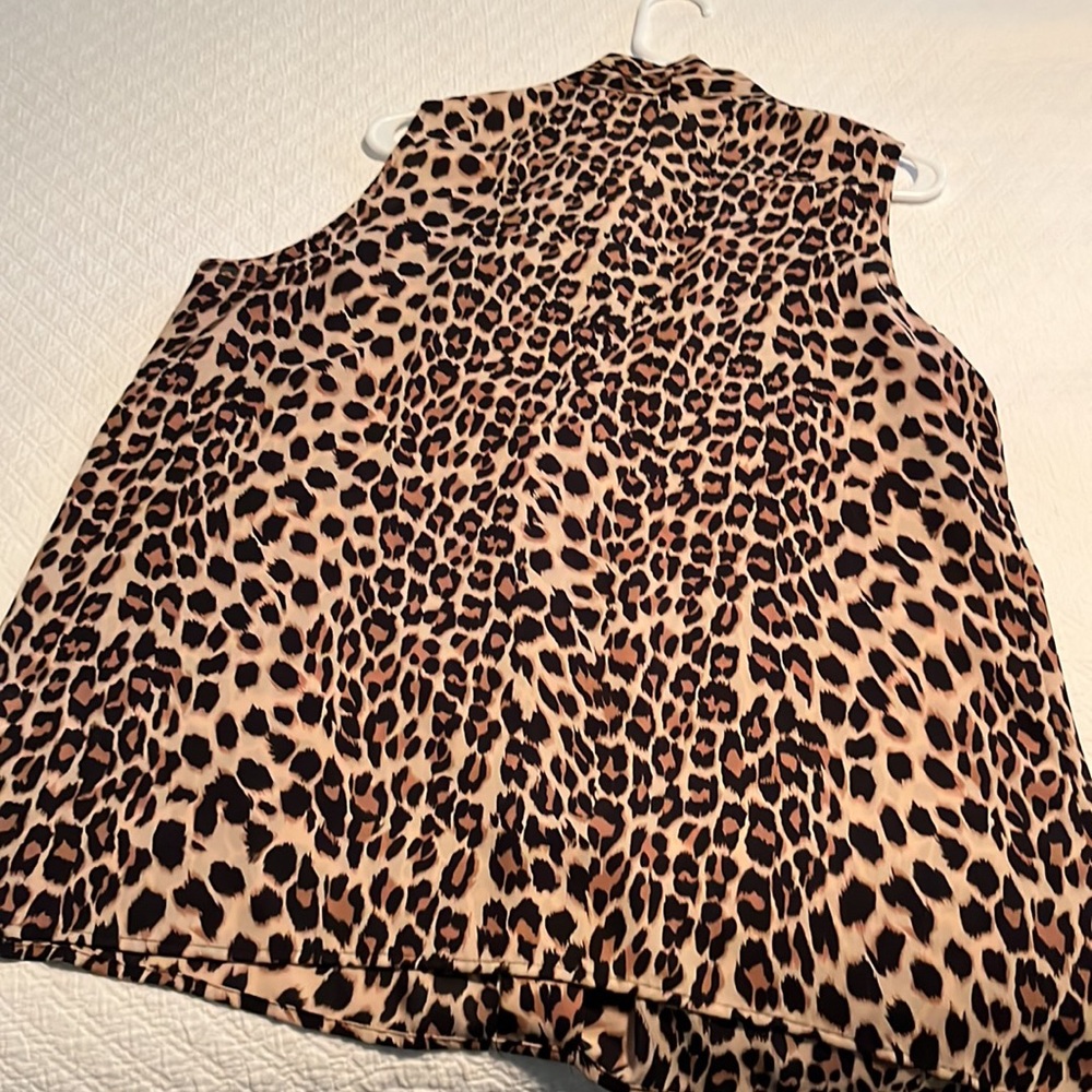 Fox & Ali Leopard Top - Picture 2 of 3